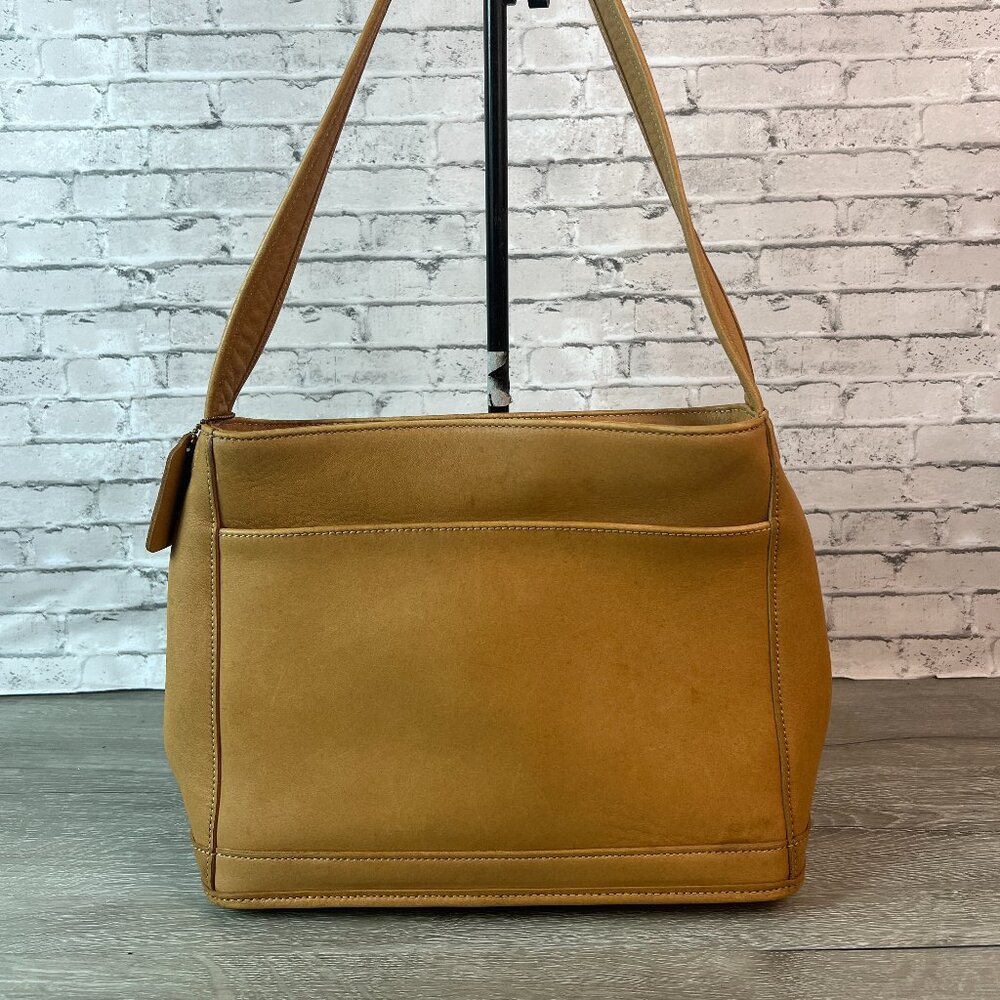 Vintage Coach 9310 Bleeker Pocket Zip Bag Leather Bag Purse Costa Rica